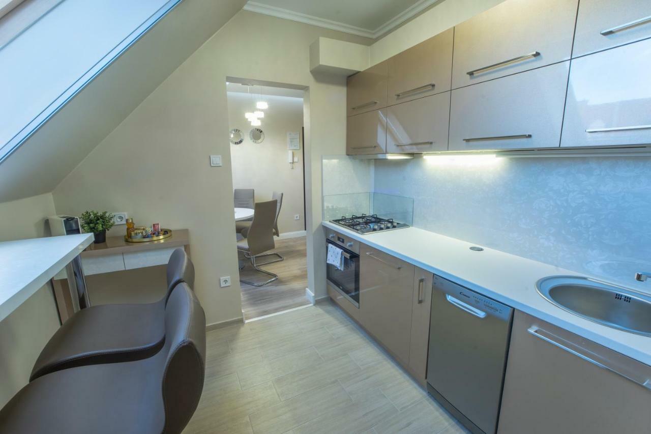 Glamour Apartman Apartment Eger Ngoại thất bức ảnh
