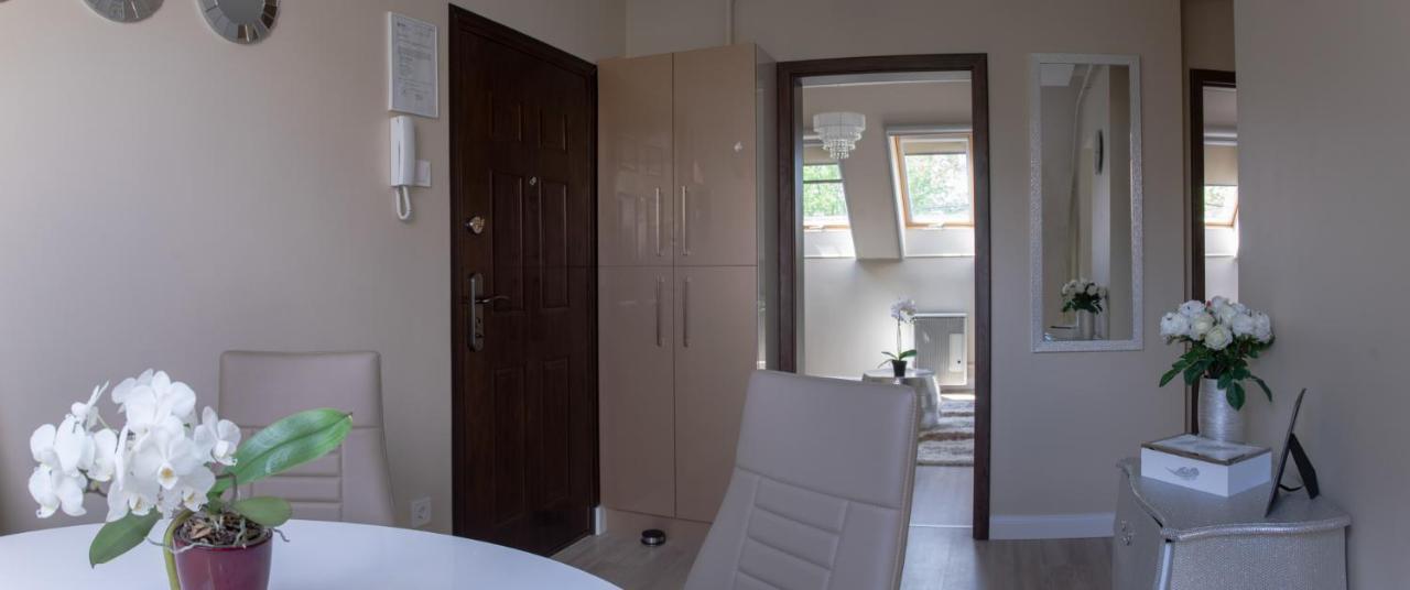 Glamour Apartman Apartment Eger Ngoại thất bức ảnh